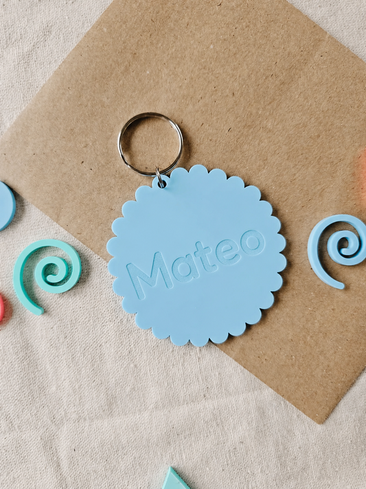 TAG personalizado con nombre en acrilico llavero circular