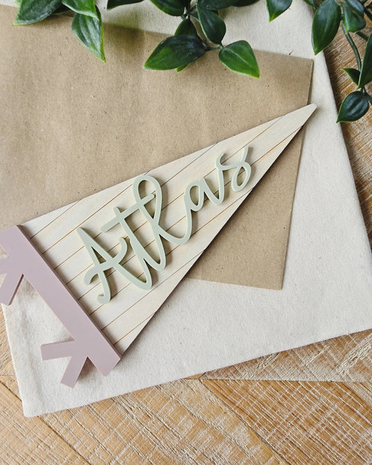Banderín Decorativo lineas con Nombre Personalizado